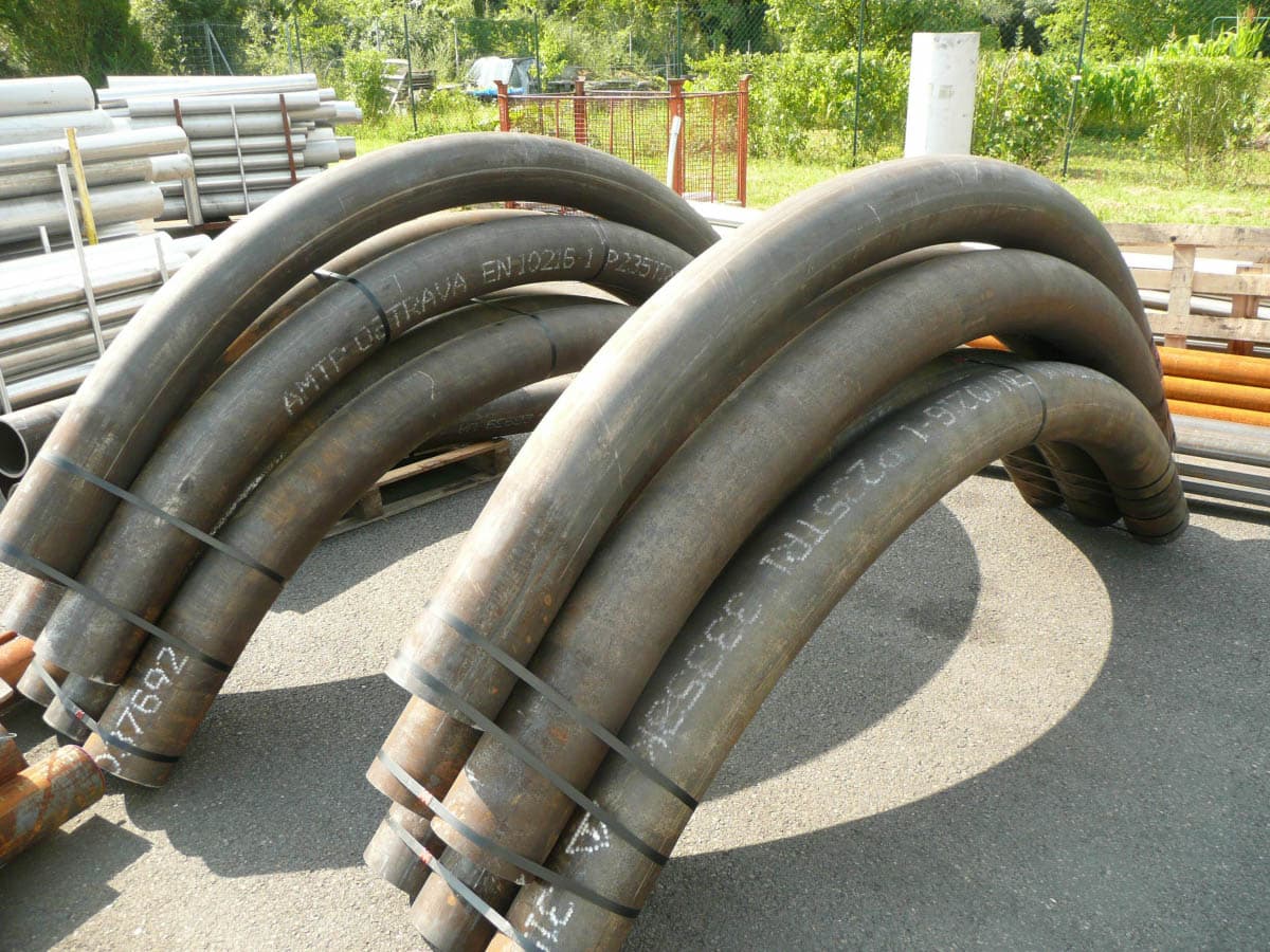 Cintrage à froid par laminage intérieur de tube acier